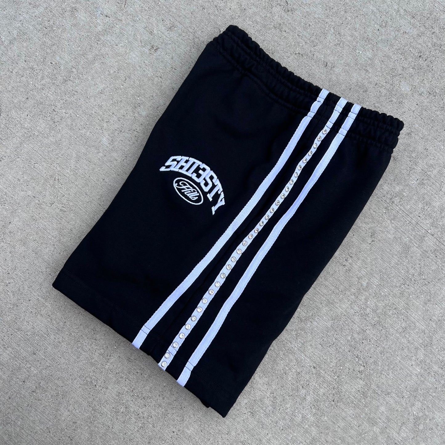 VVS HILLS SHORT